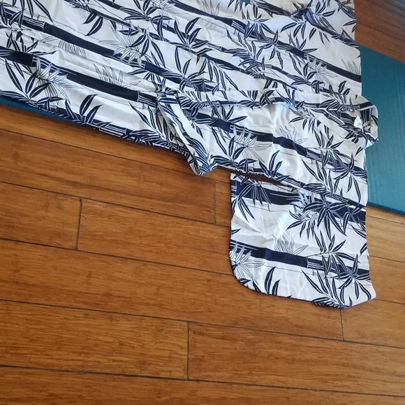 Men's Japanese Yukata Robe - Picture 2 of 8